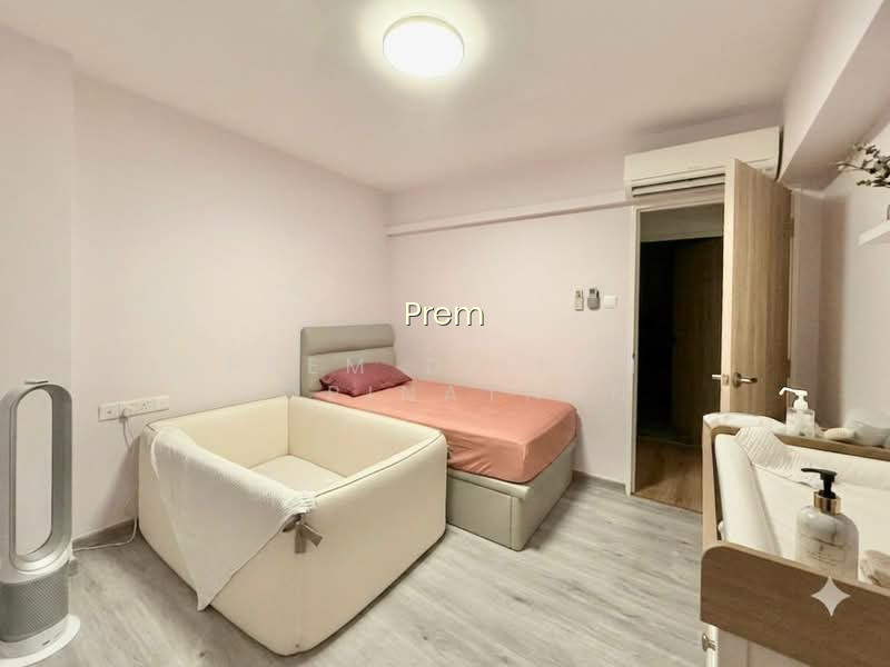 767 BEDOK RESERVOIR VIEW photo 3