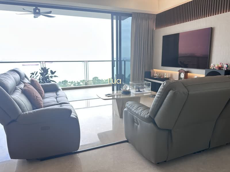 SEASIDE RESIDENCES photo 2