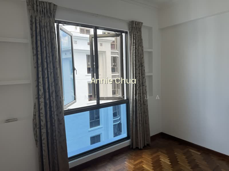 PARKVIEW APARTMENTS photo 2