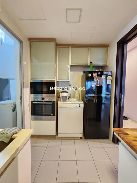 RIVIERA RESIDENCES photo 2