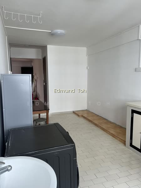 708 HOUGANG AVENUE 2 photo 4