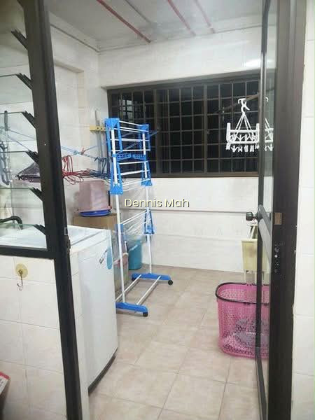 647 JURONG WEST STREET 61 photo 3
