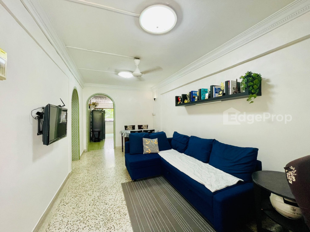 444 ANG MO KIO AVENUE 10 image 1 of 10