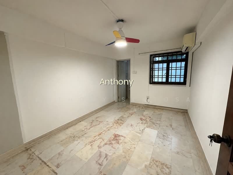 573 CHENG SAN COURT photo 4