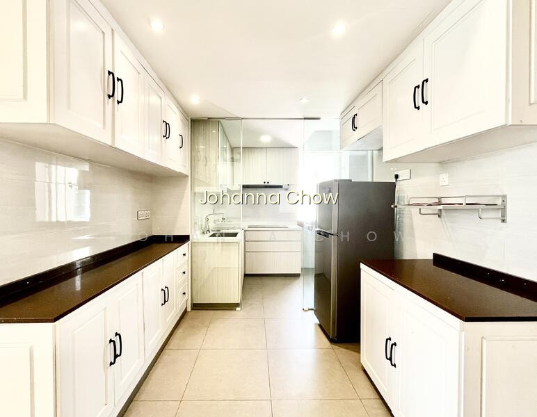 CENTRAL GROVE photo 2