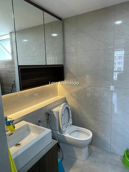 FERRARIA PARK CONDO photo 3