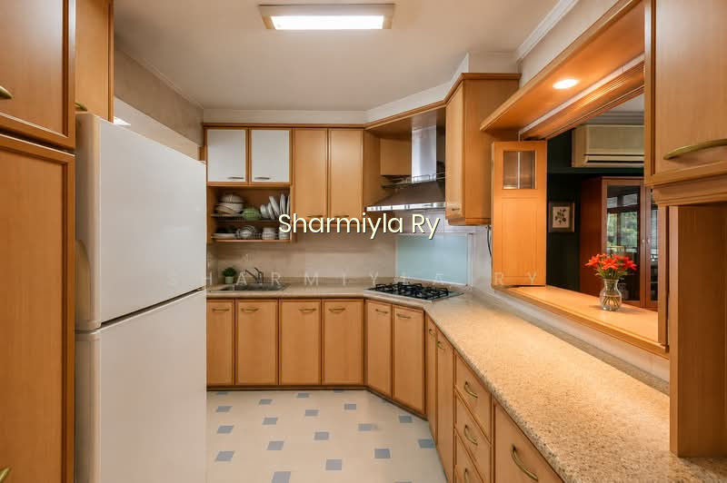 627 BUKIT BATOK CENTRAL photo 3