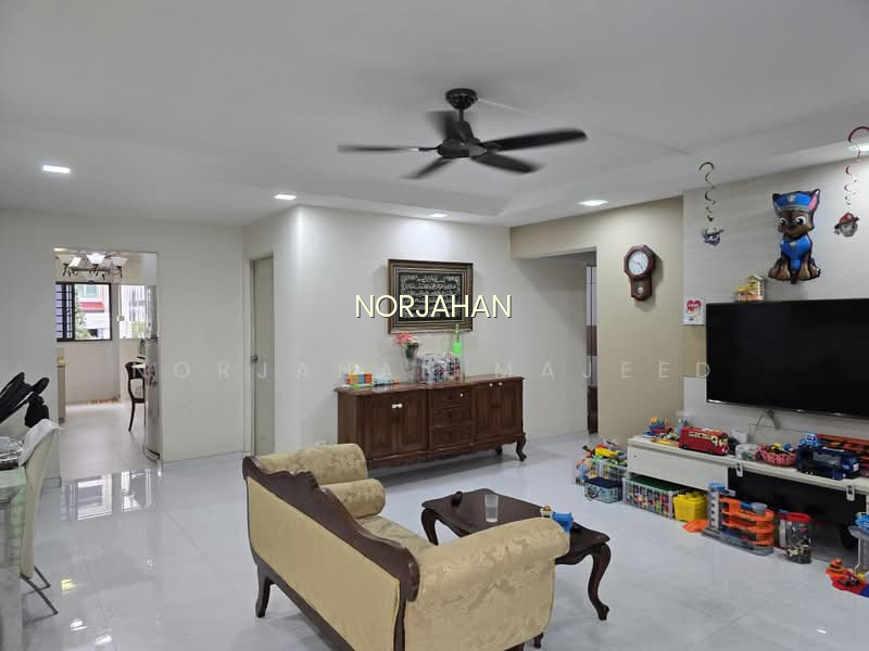 252 BANGKIT ROAD photo 2