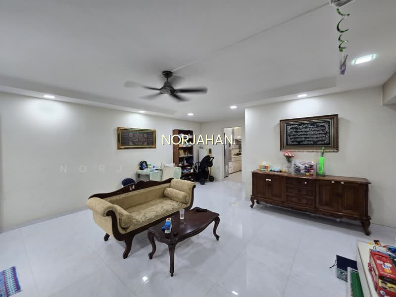 252 BANGKIT ROAD photo 4