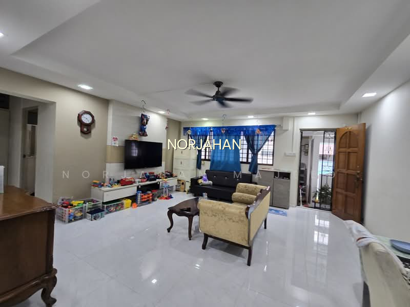 252 BANGKIT ROAD photo 6