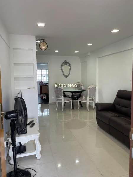 586 CHENG SAN COURT image 1 of 10