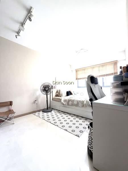 377A HOUGANG STREET 32 image 1 of 5