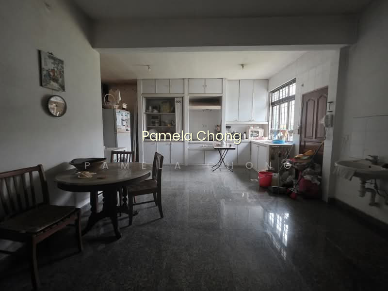 $310 PSF! ELEVATED STUNNING VIEW CHARMING DETACHED CALL PAM 90228600 image 1 of 2