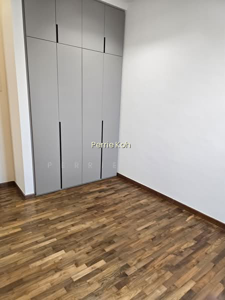 GOLDENHILL PARK CONDO photo 6