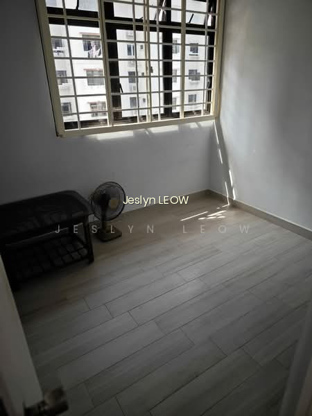 162 MEI LING STREET photo 3