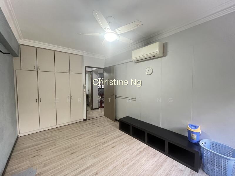 227C COMPASSVALE DRIVE image 1 of 10