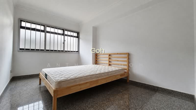 596C ANG MO KIO STREET 52 photo 4