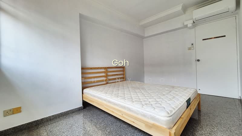 596C ANG MO KIO STREET 52 photo 5