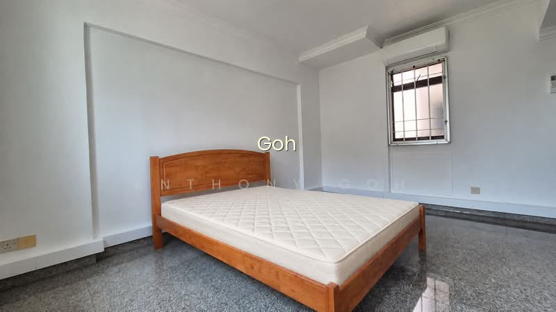 596C ANG MO KIO STREET 52 photo 6