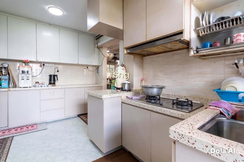 895A TAMPINES STREET 81 photo 2