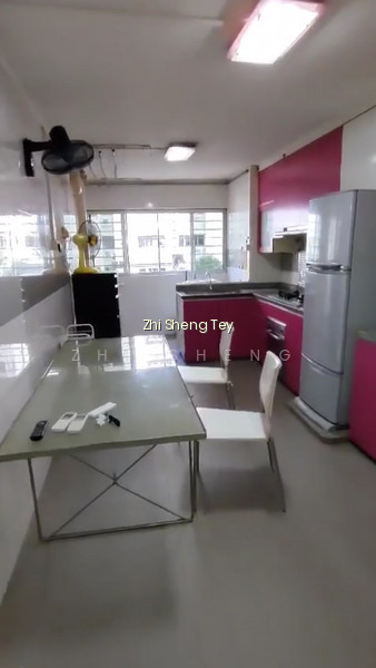 110 ANG MO KIO AVENUE 4 image 1 of 6