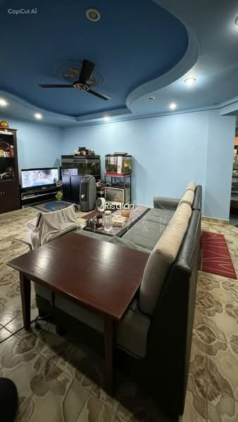 701 Hougang Avenue 2 image 1 of 10