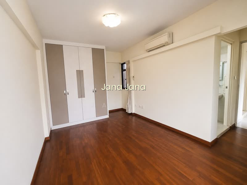 108C MCNAIR ROAD image 1 of 9