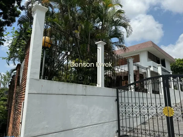 Jalan Dermawan - Huge Detached for Redevelopment & Rebuild image 1 of 7