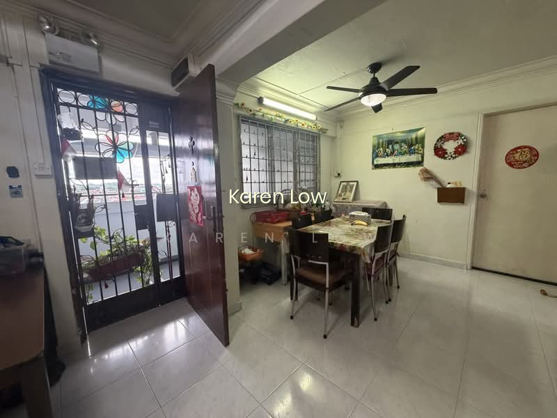 176 ANG MO KIO AVENUE 4