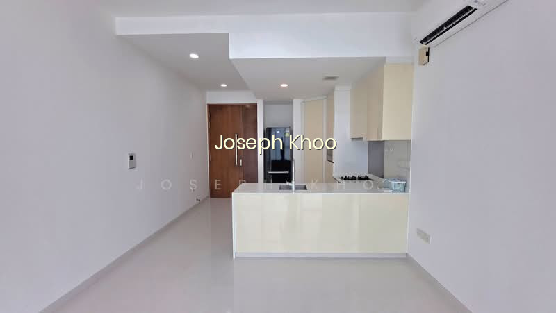 76 SHENTON photo 3