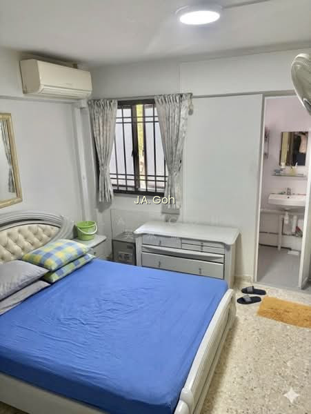 180 ANG MO KIO AVENUE 5 photo 2