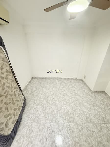 747 PASIR RIS STREET 71 photo 3
