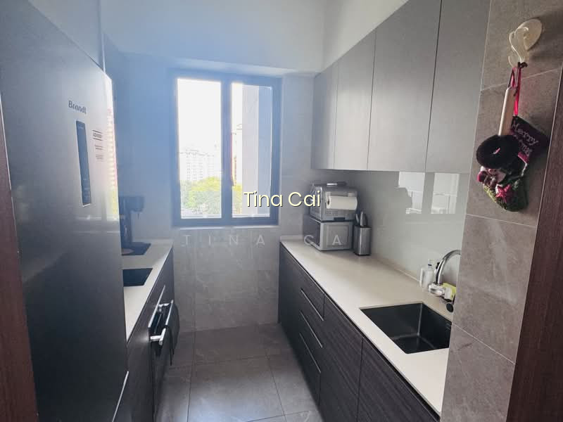 STIRLING RESIDENCES photo 4