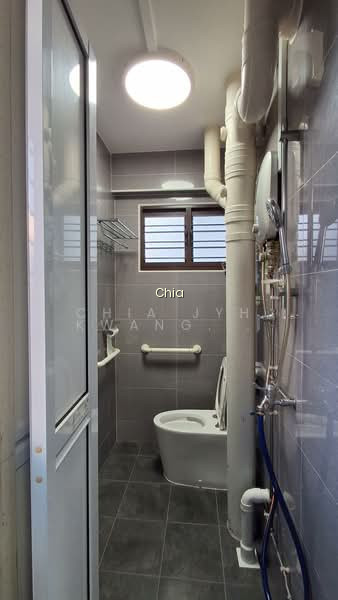 433 YISHUN AVENUE 6 image 1 of 10