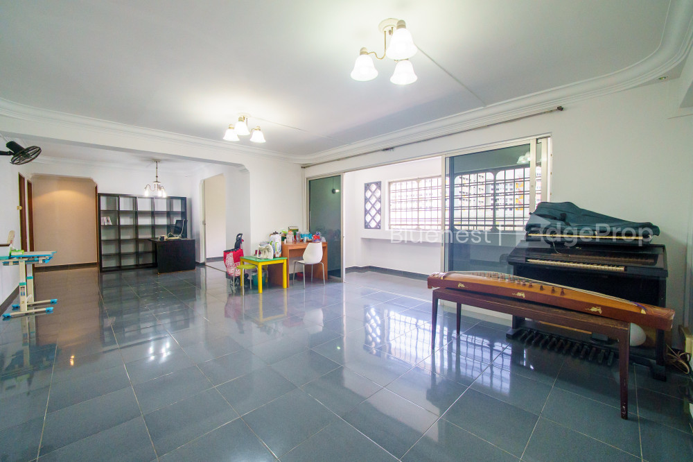 831 JURONG WEST STREET 81 photo 4
