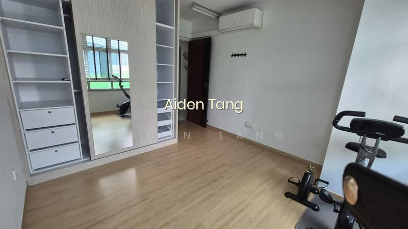 303D PUNGGOL PLACE image 1 of 2