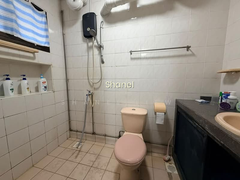 761 WOODLANDS AVENUE 6 image 1 of 9