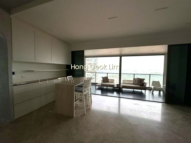 SKYLINE RESIDENCES photo 2