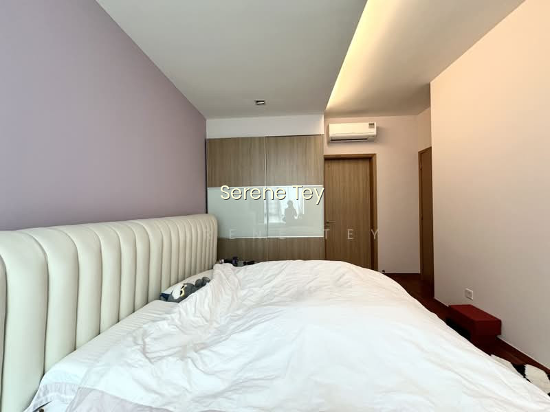 CLEMENTIWOODS CONDOMINIUM photo 2
