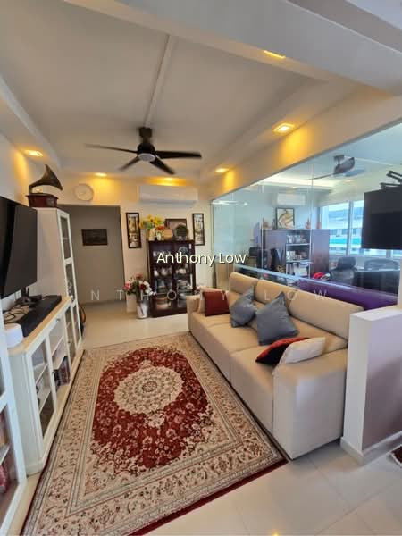 864 TAMPINES STREET 83