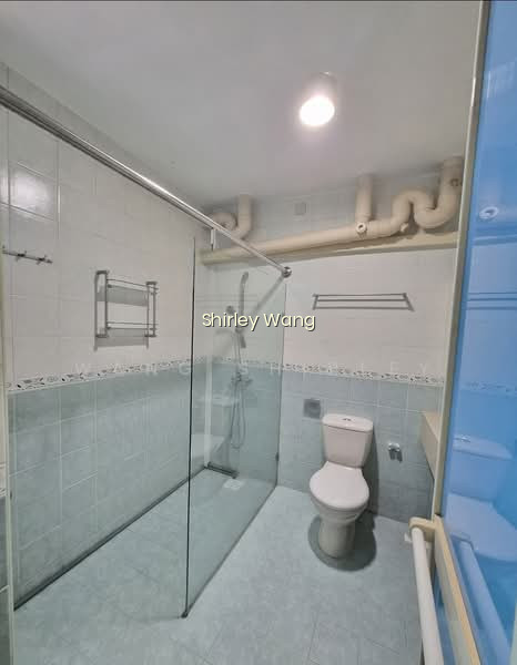 186 PUNGGOL CENTRAL photo 4