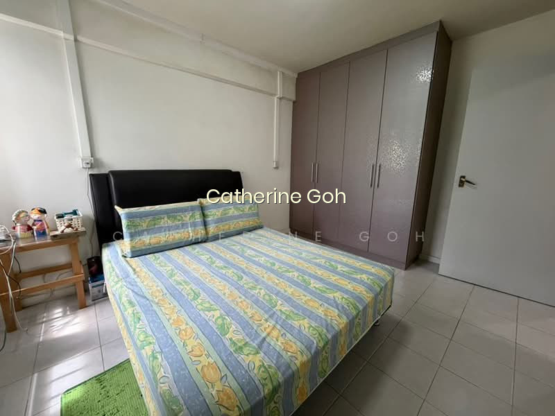 176 BOON LAY DRIVE photo 3