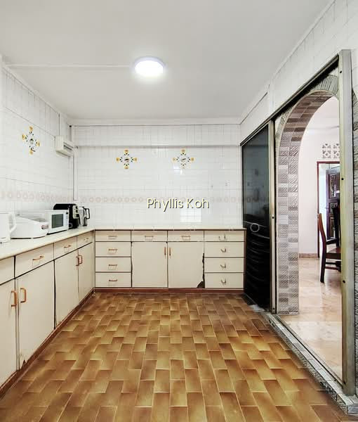642 ROWELL ROAD photo 6