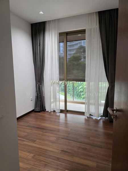 33 DEVONSHIRE photo 2