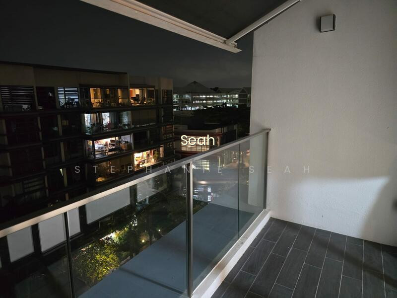 HEDGES PARK CONDOMINIUM photo 3