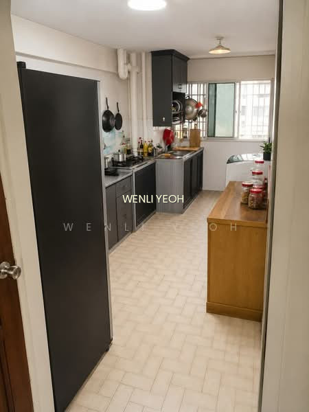 208 YISHUN STREET 21 image 1 of 6