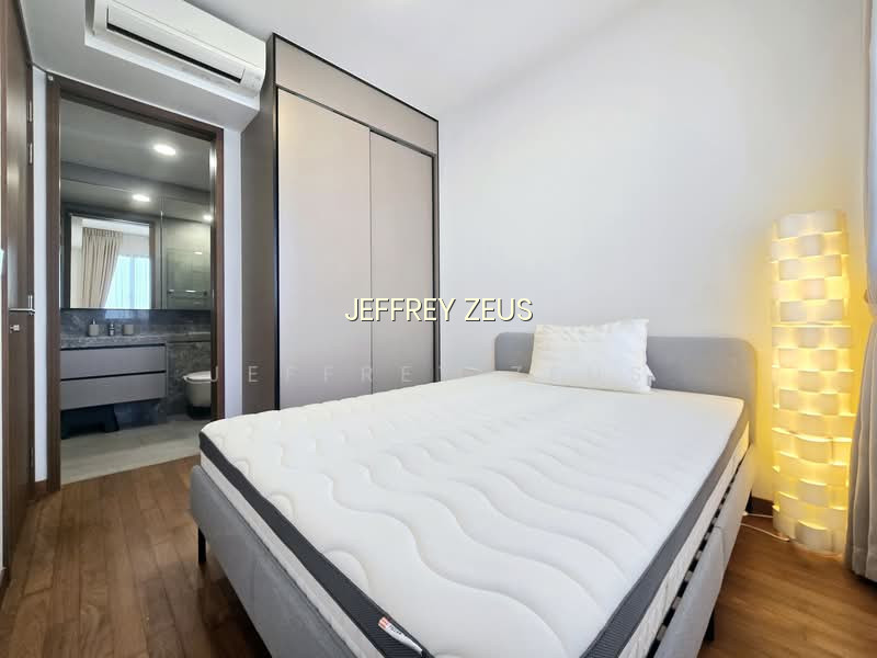 STIRLING RESIDENCES photo 2