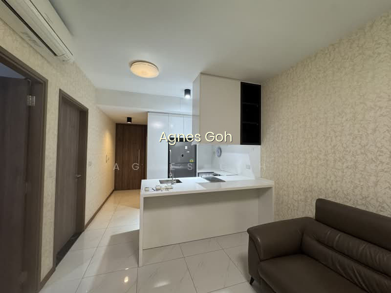 PALM ISLES photo 2