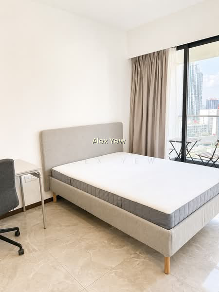 ONE PEARL BANK photo 4