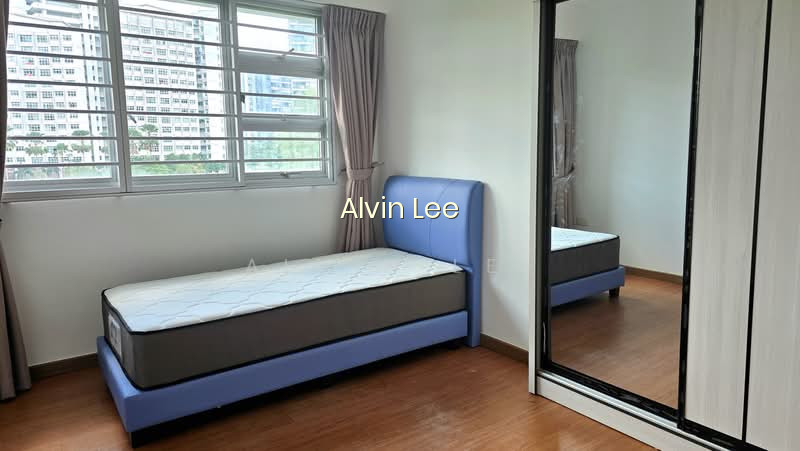 473C UPPER SERANGOON CRESCENT photo 4